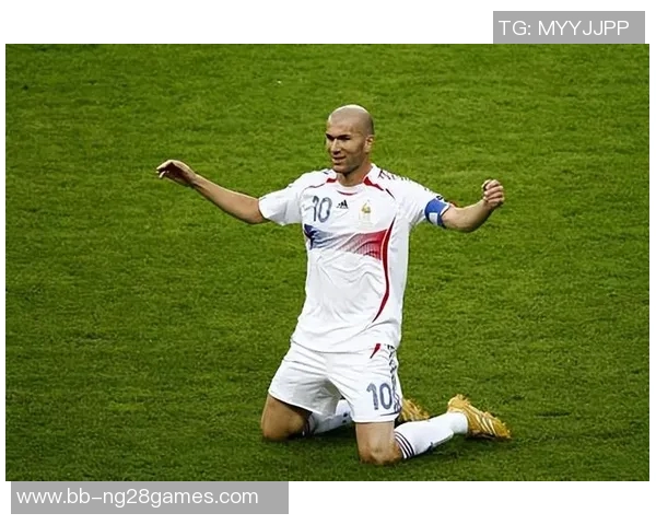 从街头少年到绿茵巨星一位足球天才逆袭成长的心路历程