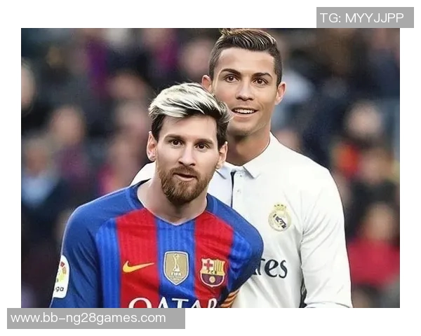 四大足球巨星同框合影展现传奇风采引发全球球迷热议